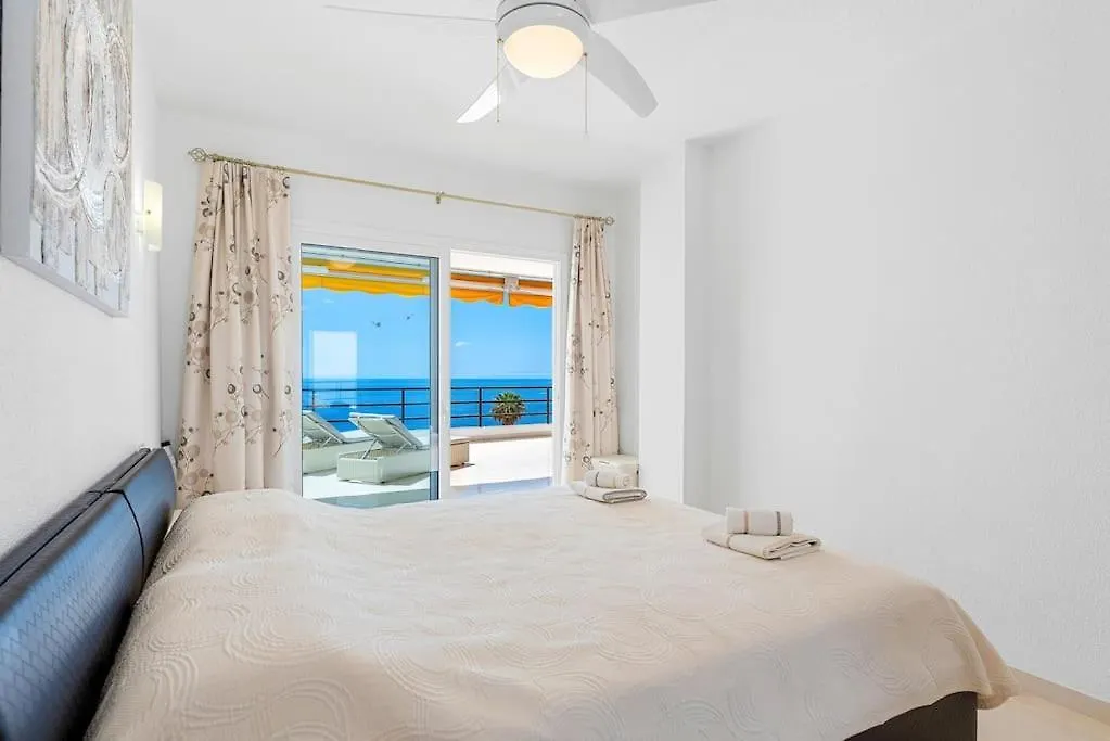 2Bdr Waves & Cliffs Getaway Apartment Acantilado de los Gigantes