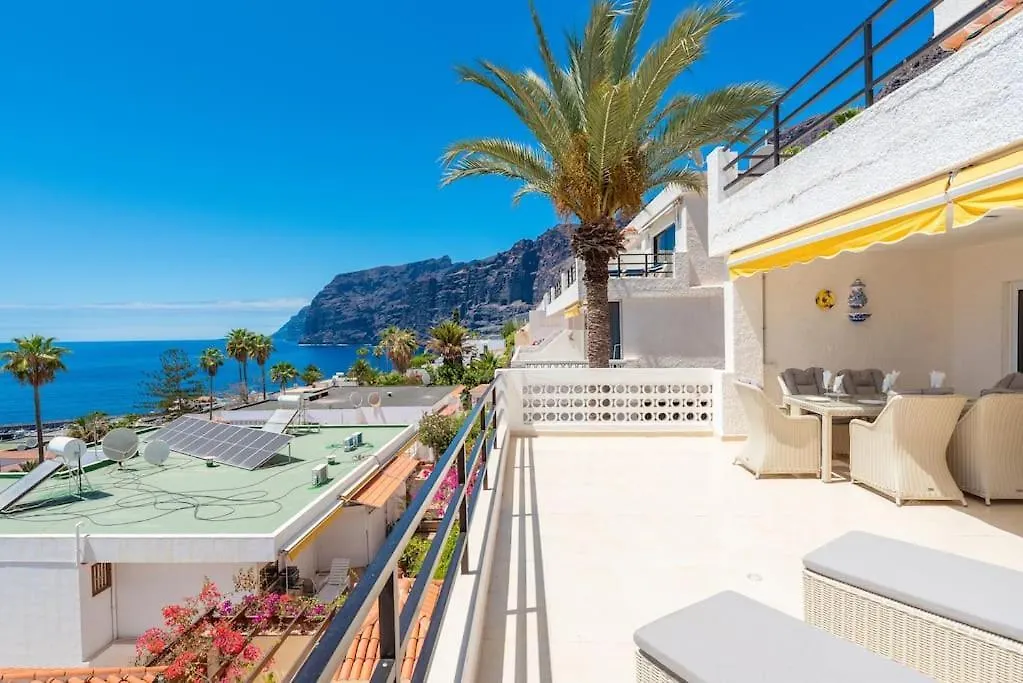 2Bdr Waves & Cliffs Getaway Apartment Acantilado de los Gigantes Spain